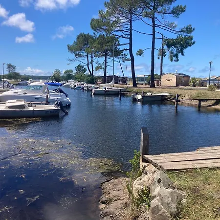 Mobil 6 Personnes * 비스카로세